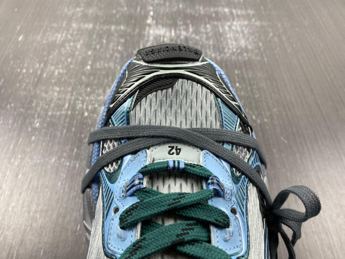 blc* 3xl sneaker