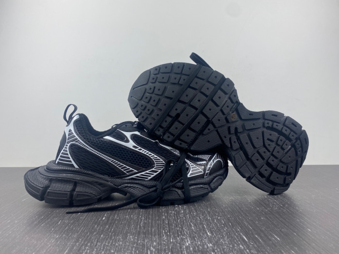 blc* 3xl sneaker