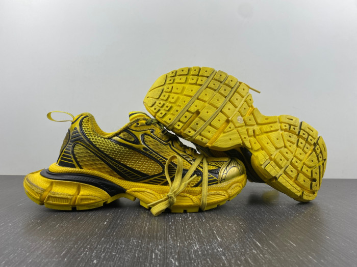 blc* 3xl sneaker