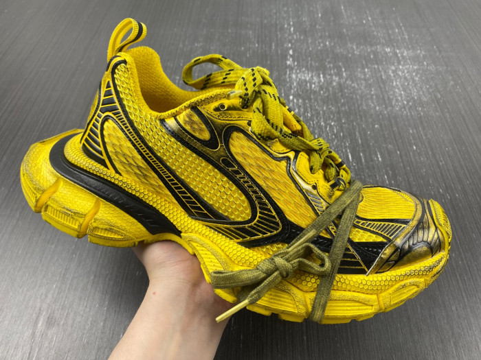 blc* 3xl sneaker