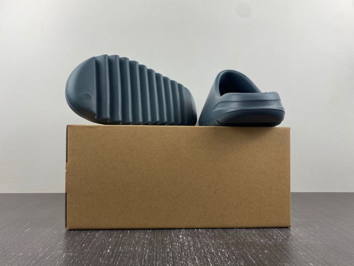 adidas Yeezy Slide Slate Marine ID2349