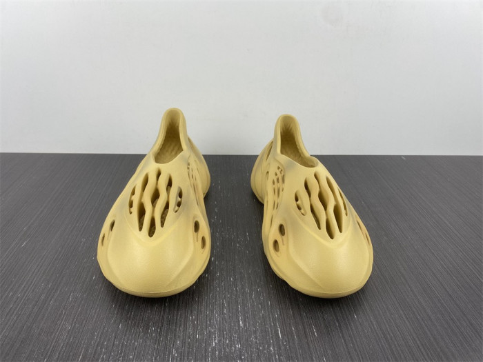 Adidas Yeezy Foam Runner Desert Sand - GV6843