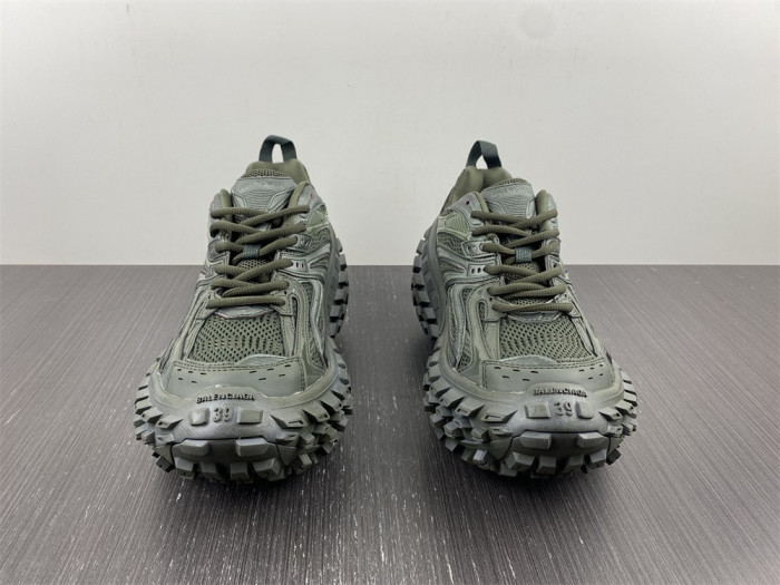 blc* defender sneaker