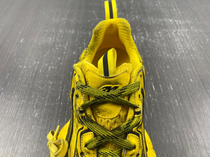 blc* 3xl sneaker