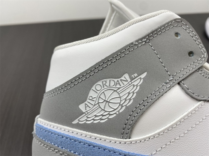 air jordan 1 mid wolf grey aluminum bq6472-105