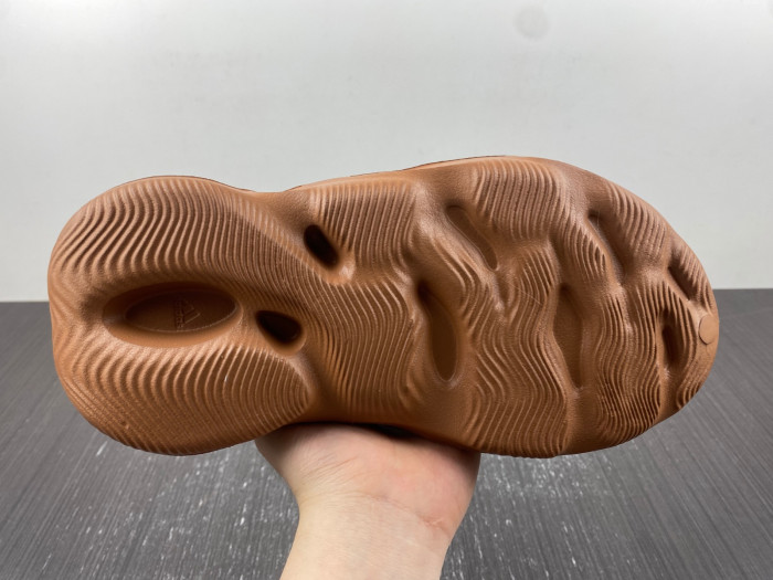 adidas Yeezy Foam RNNR Flax - HP5335