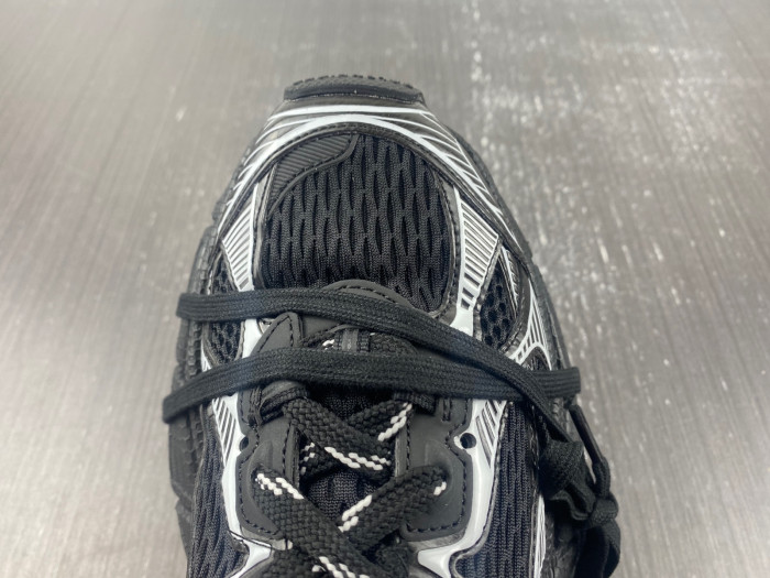 blc* 3xl sneaker