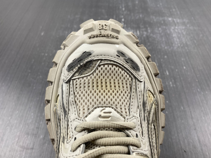 blc* defender sneaker