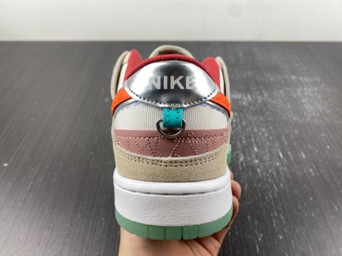 nike dunk low scrap