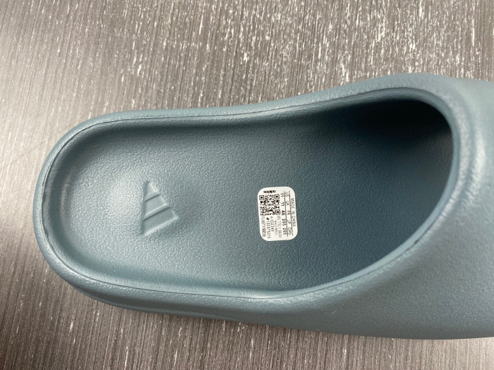 adidas Yeezy Slide Slate Marine ID2349