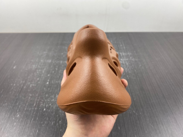 adidas Yeezy Foam RNNR Flax - HP5335