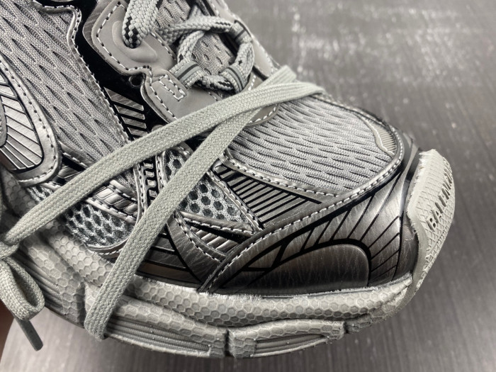 blc* 3xl sneaker