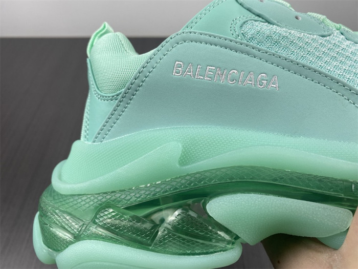 blc* triple s trainer