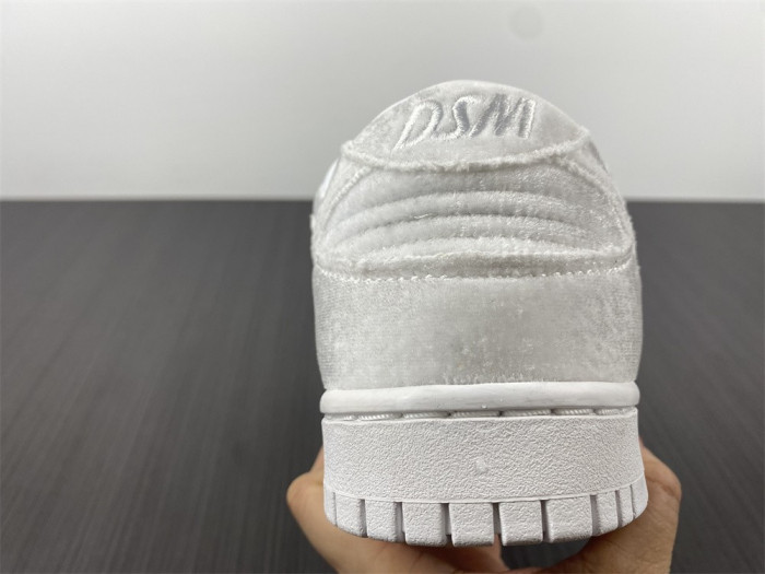 dover street market nike dunk low dh2686-100
