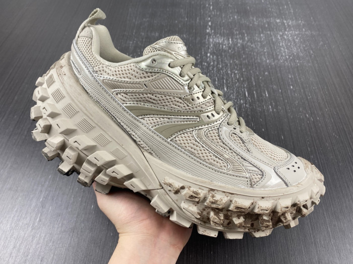 blc* defender sneaker