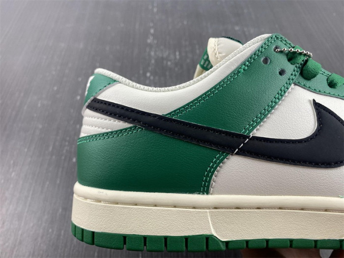 nike dunk low "lottery" green dr9654-100