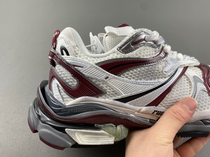 blcg runner sneaker