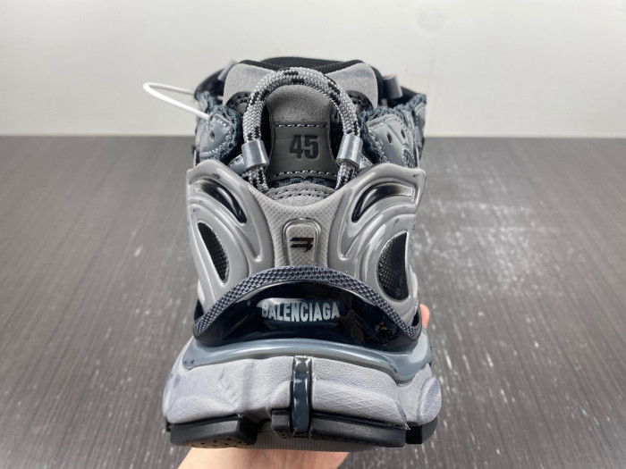 blcg runner sneaker