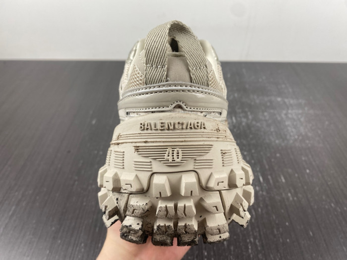 blc* defender sneaker