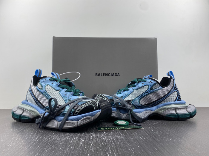 blc* 3xl sneaker