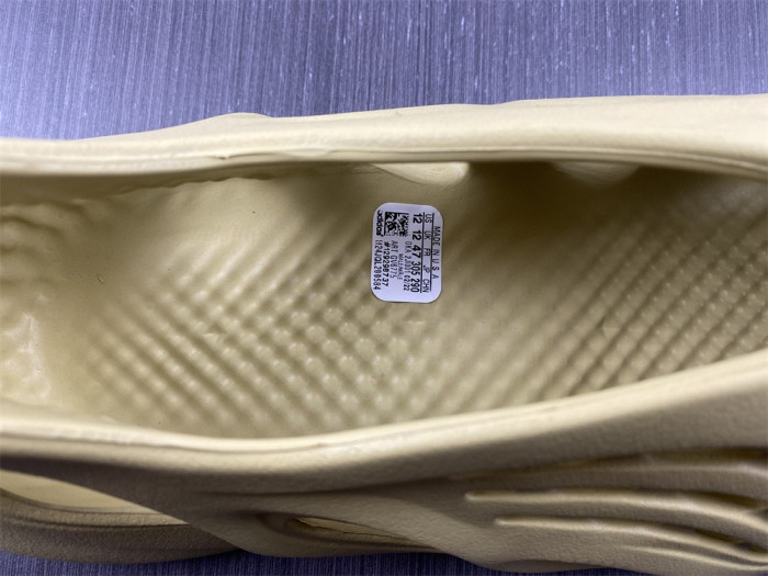 Adidas Yeezy Foam Runner Sulfur - GV6775