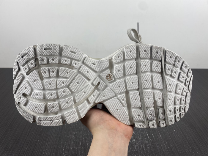 blc* 3xl sneaker