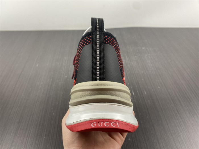 gucc1 run sneaker