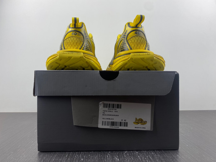 blc* 3xl sneaker