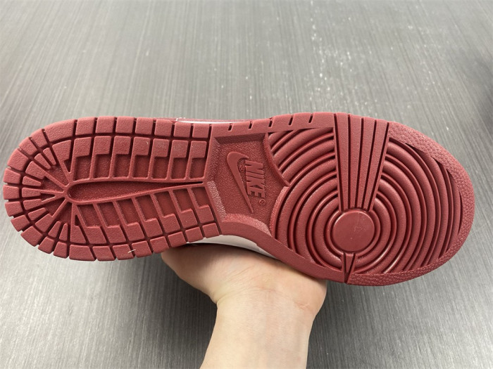 nike dunk low bordeaux dd1503-108