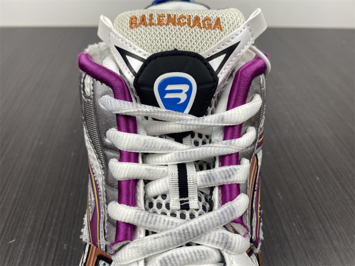 blcg runner sneaker