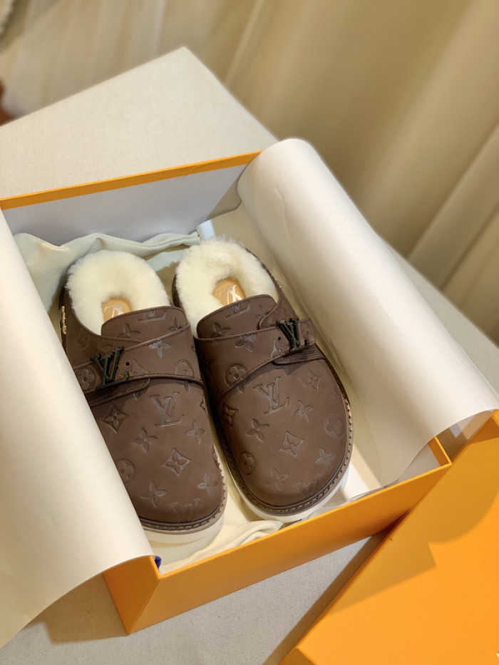 LOU1_TON Cosy Mule