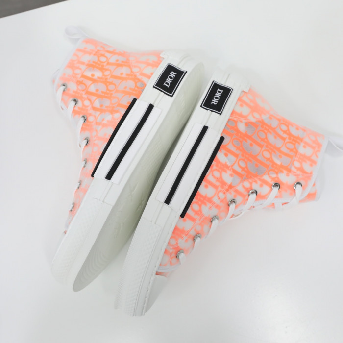 d1or b23 sneaker