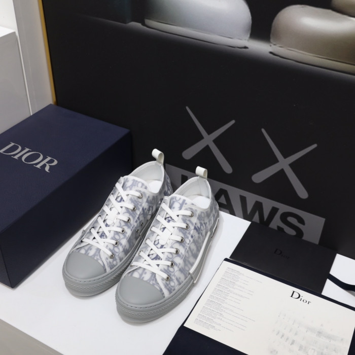 d1or b23 sneaker