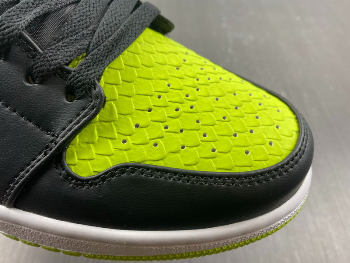 air jordan 1 low "vivid green snakeskin" dx4446-301