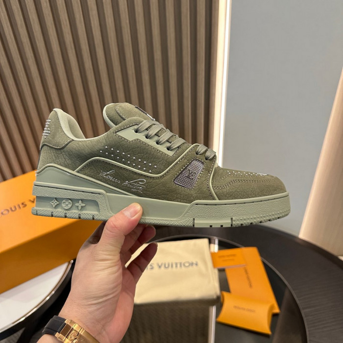 LOU1VTON SNEAKER