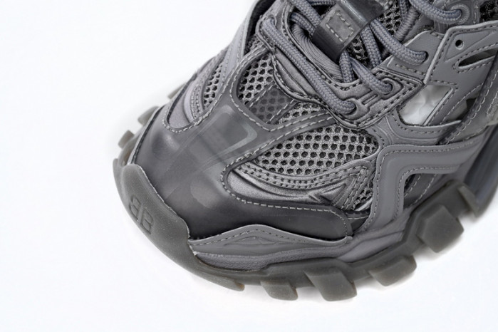 Ba*len*cia*ga track 2 sneaker grey 668822 w3ct1 1800