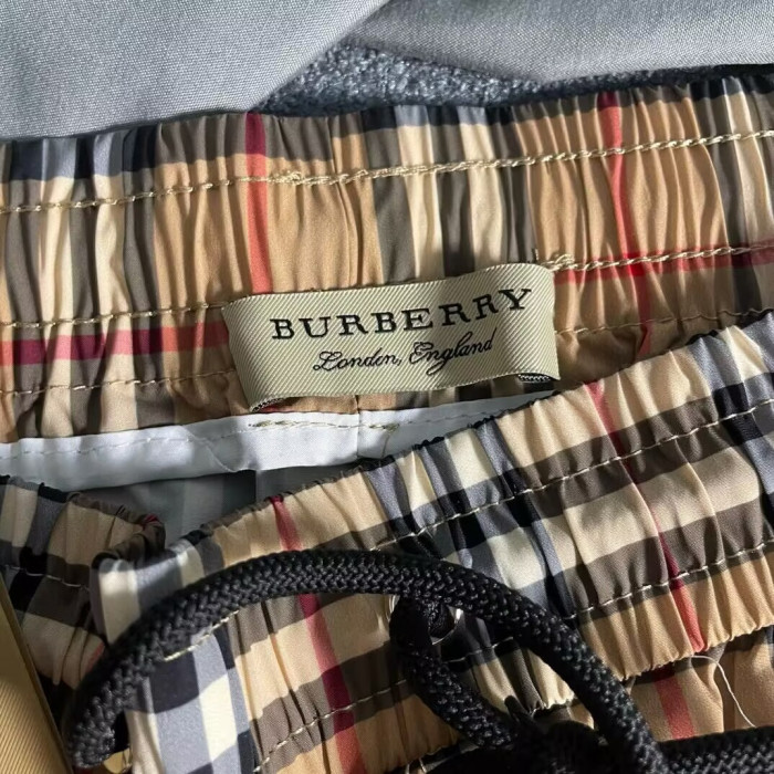 Supreme Bur*berry Denim Short