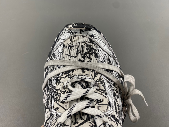 blc* 3xl sneaker