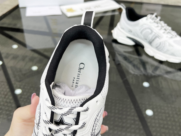 D*or chrono sneaker
