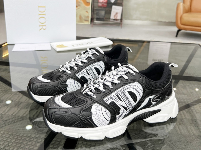 D*or chrono sneaker