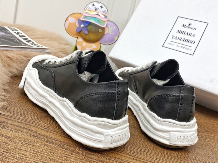 maison mihara yasuhiro low-top sneakers mmy-010