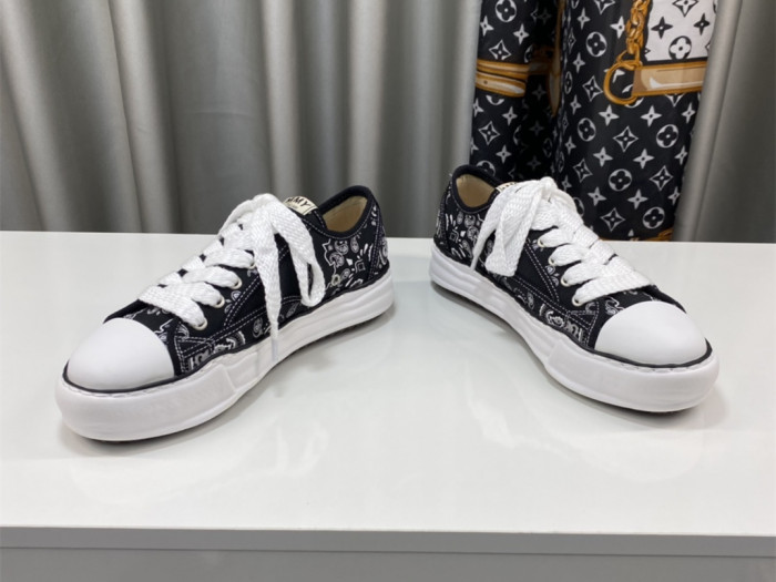 maison mihara yasuhiro low-top sneakers mmy-031