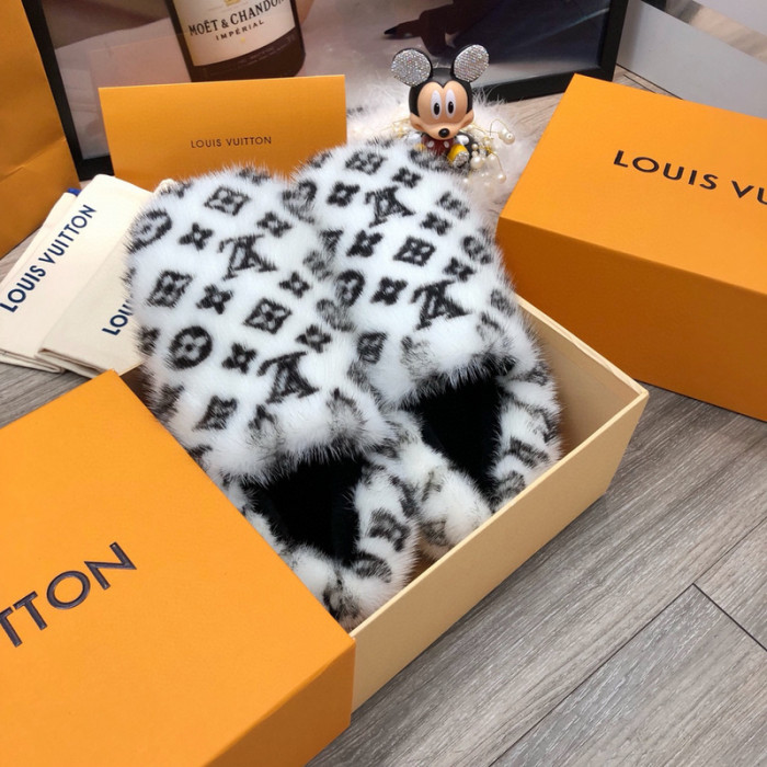 lou1_ton flat mule