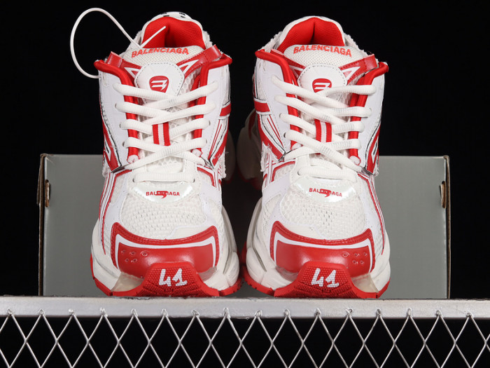 blcg runner sneaker