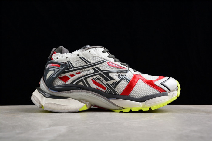 blcg runner sneaker