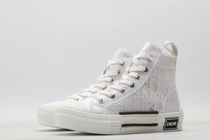 d1or b23 sneaker