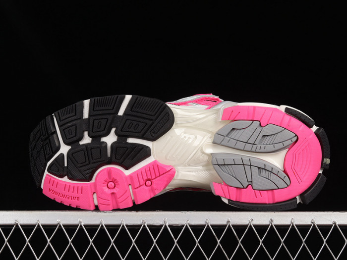 blcg runner sneaker