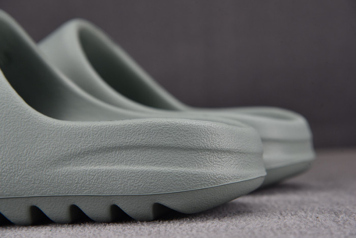 adidas Yeezy Slide “Salt” ID5480