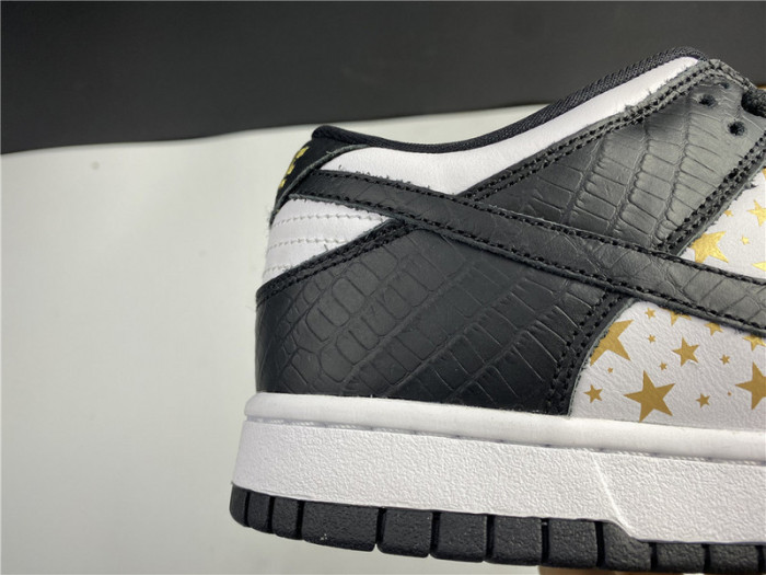 Supre* X Dunk Low OG SB QS 