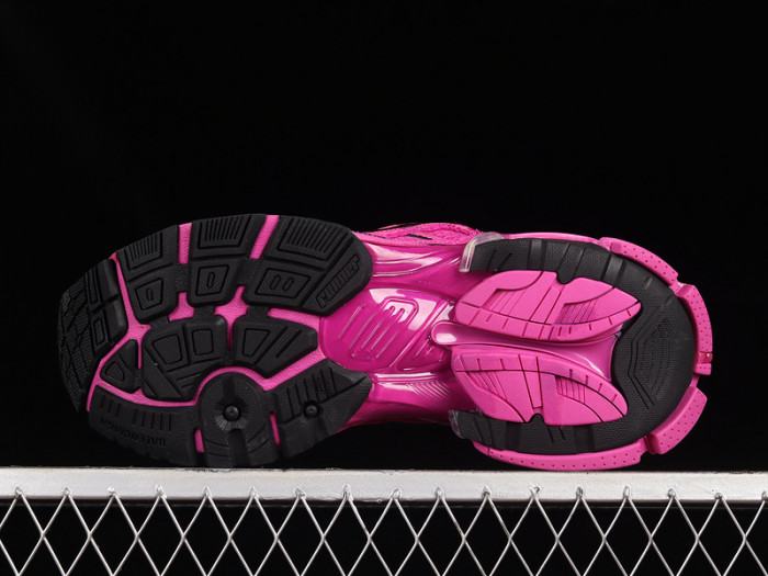 blcg runner sneaker